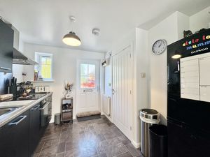 Photo 18- click for photo gallery